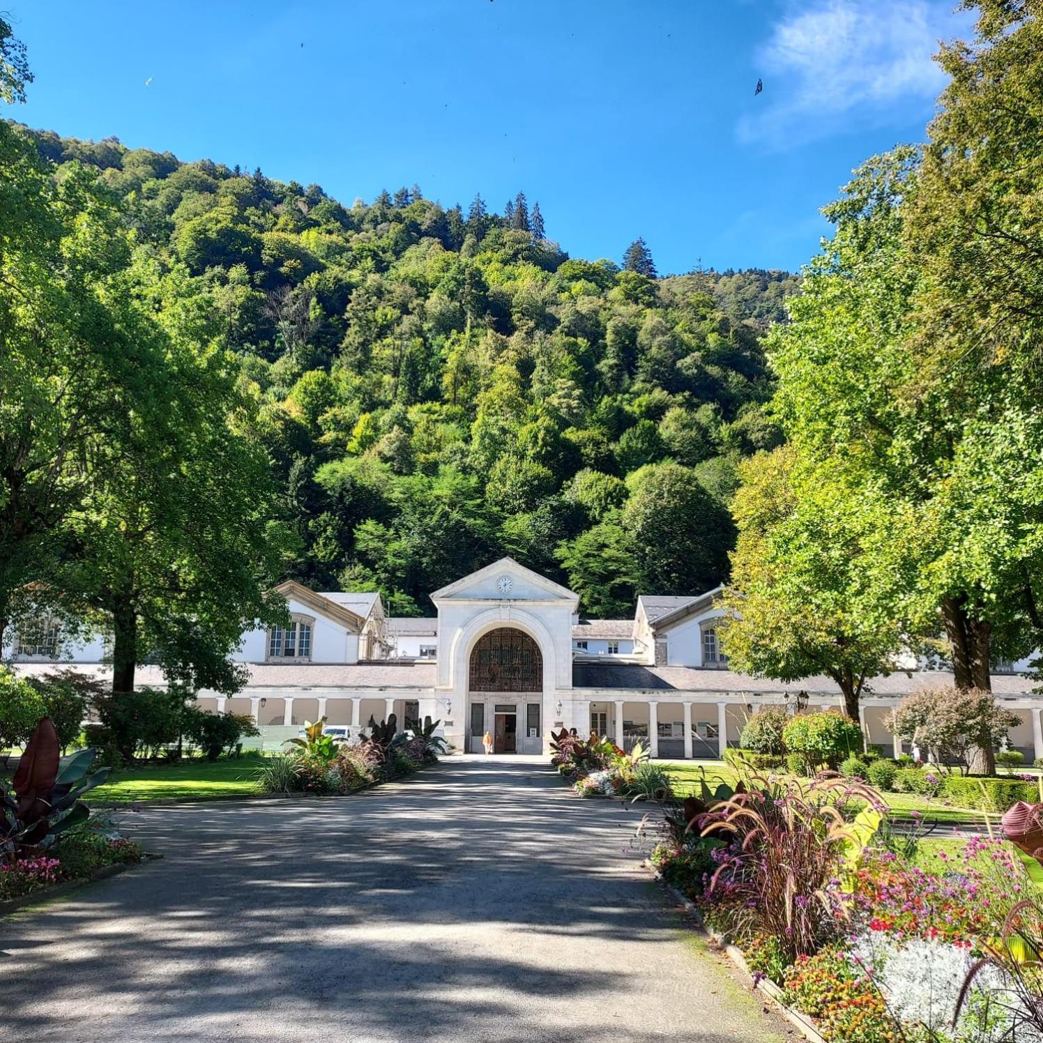 Aparthotel Royal Luchon Bagnères-de-Luchon Exterior foto