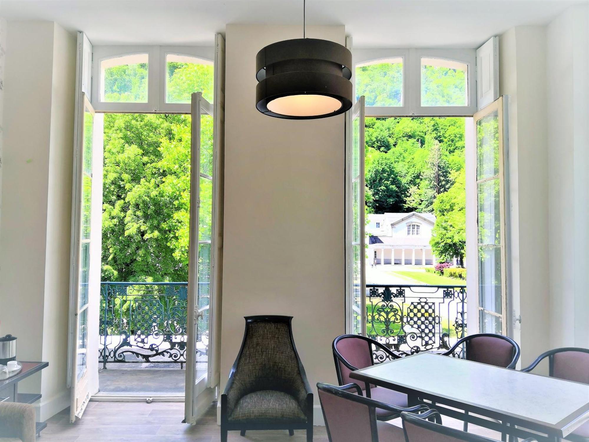Aparthotel Royal Luchon Bagnères-de-Luchon Exterior foto