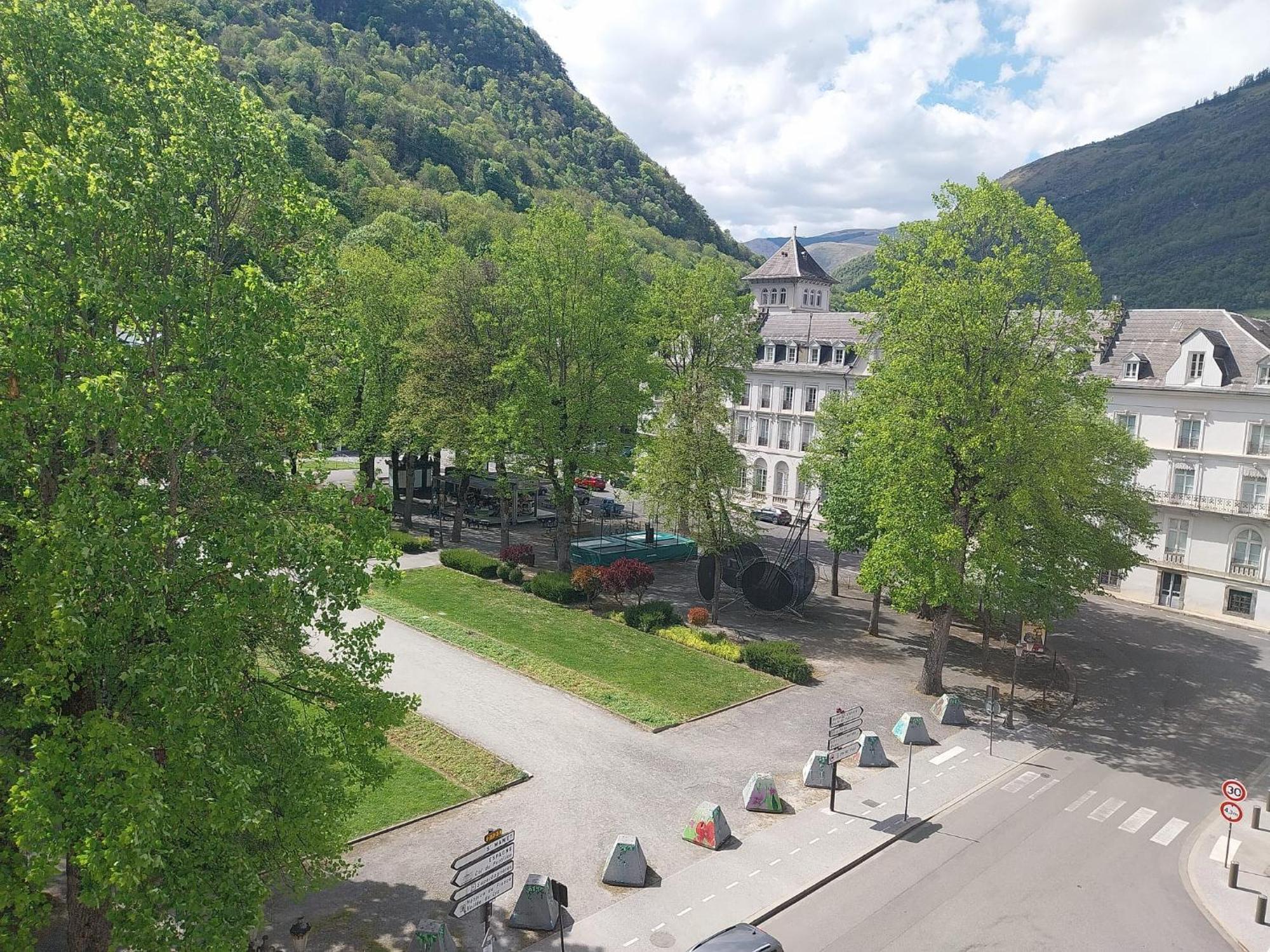 Aparthotel Royal Luchon Bagnères-de-Luchon Exterior foto
